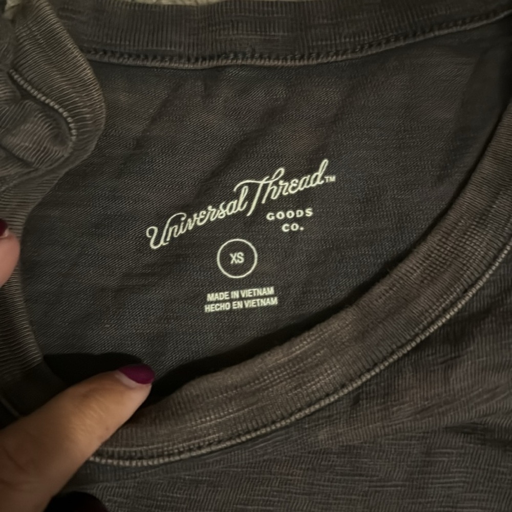 Universal Threads - image 5